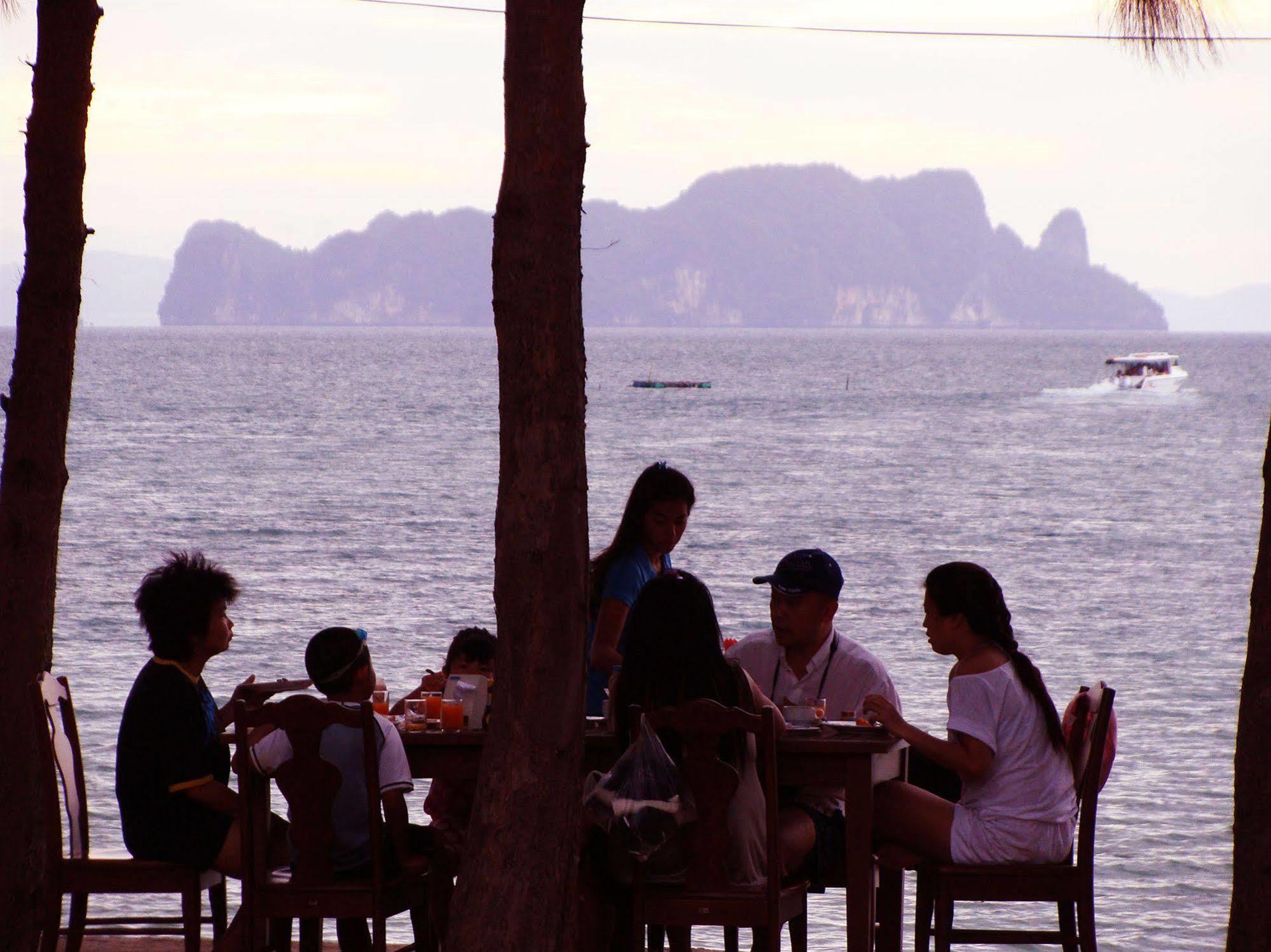 Koh Yao Chukit Dachanan Resort Ko Yao Noi Buitenkant foto