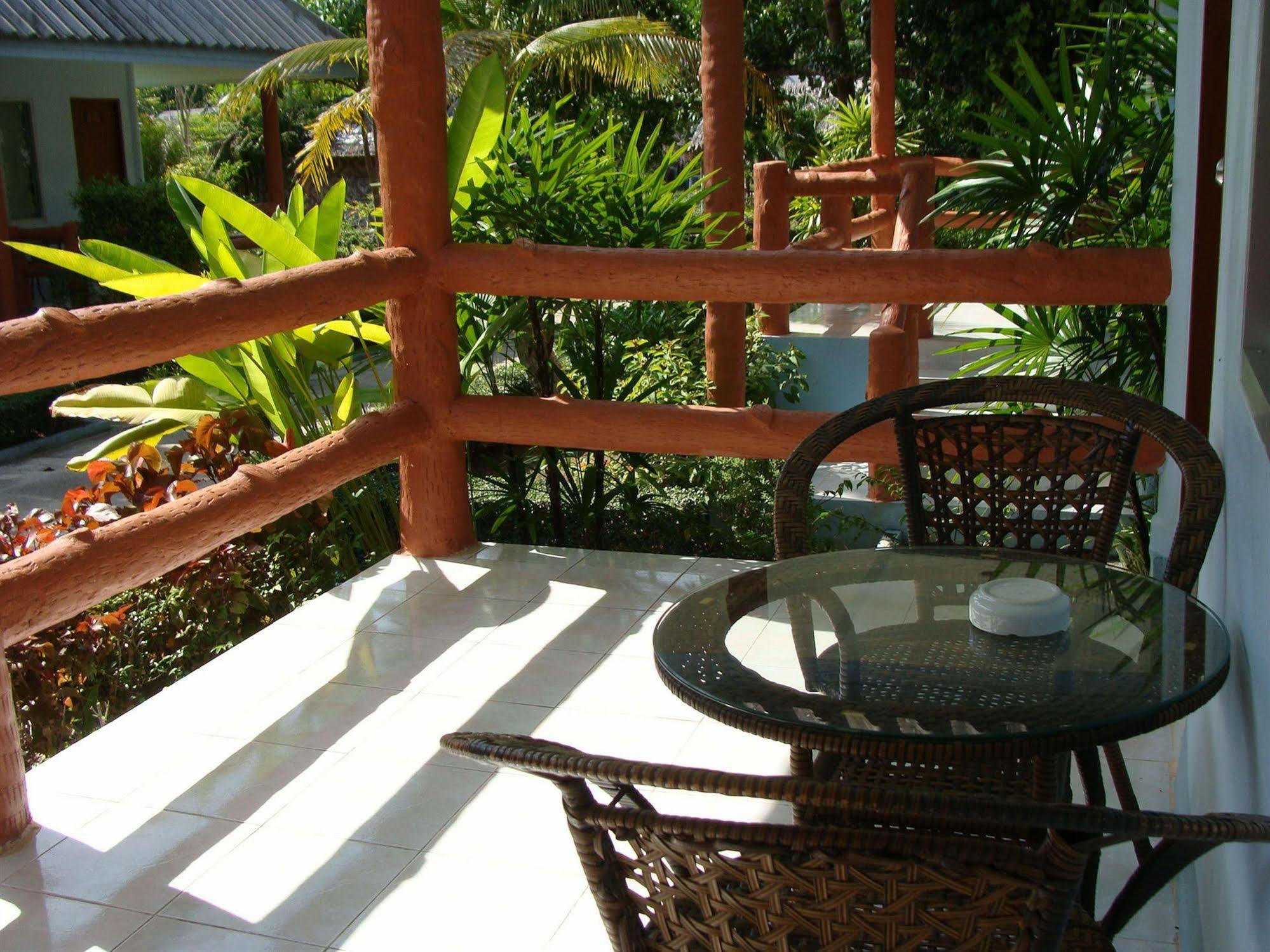 Koh Yao Chukit Dachanan Resort Ko Yao Noi Buitenkant foto